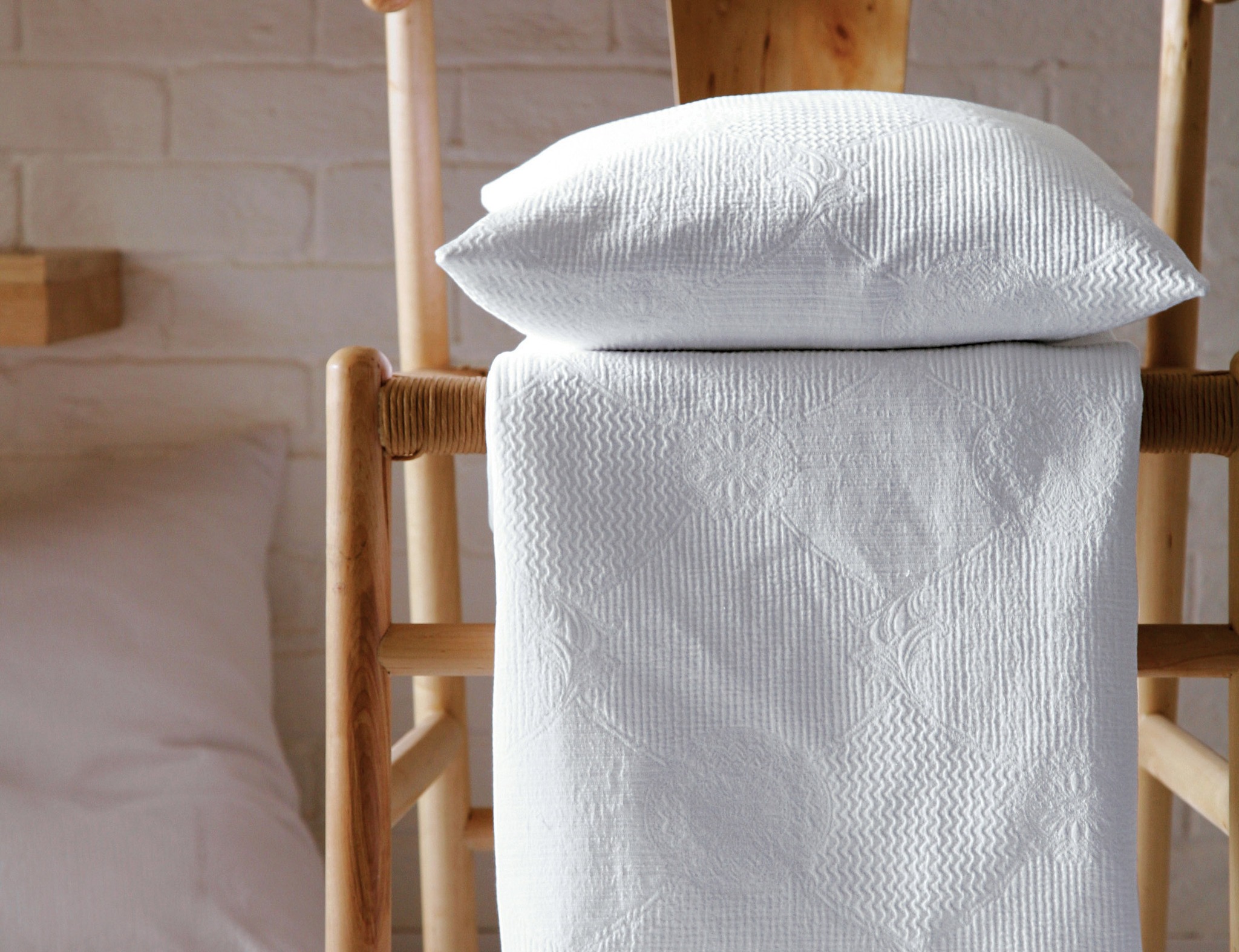Jeté de lit VERONE BLANC avec coussins
